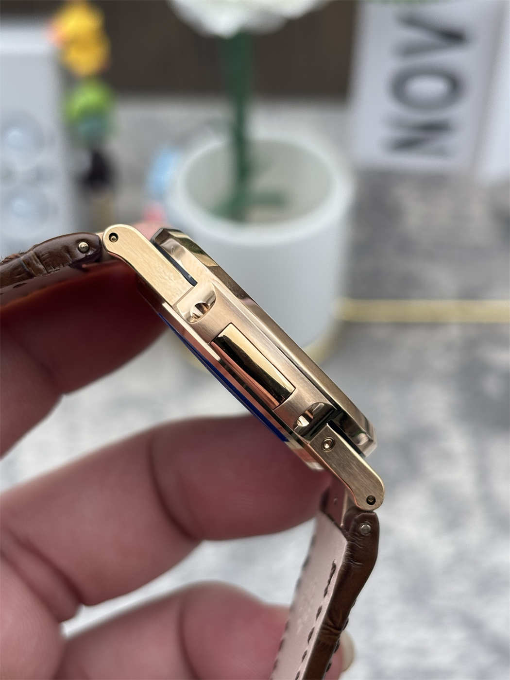 Patek Philippe Nautilus 5712 Replica – 5712GR-001 Rose Gold Moonphase Watch - Image 8