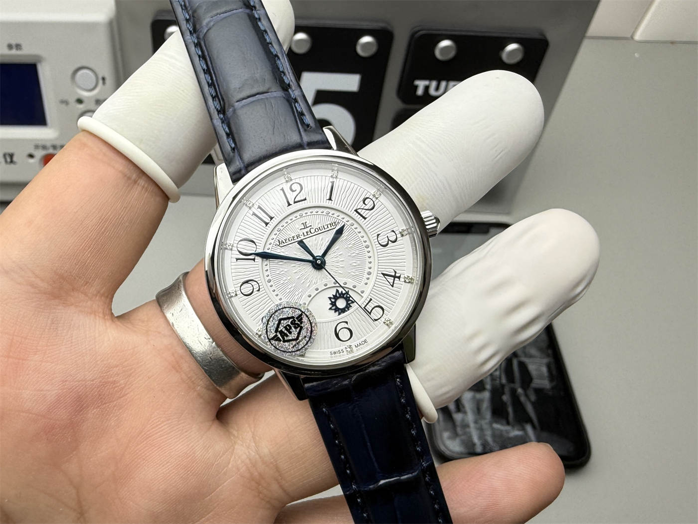 JLC Rendez-Vous 137-8411 Replica – 34mm Automatic Dress Watch - Image 2