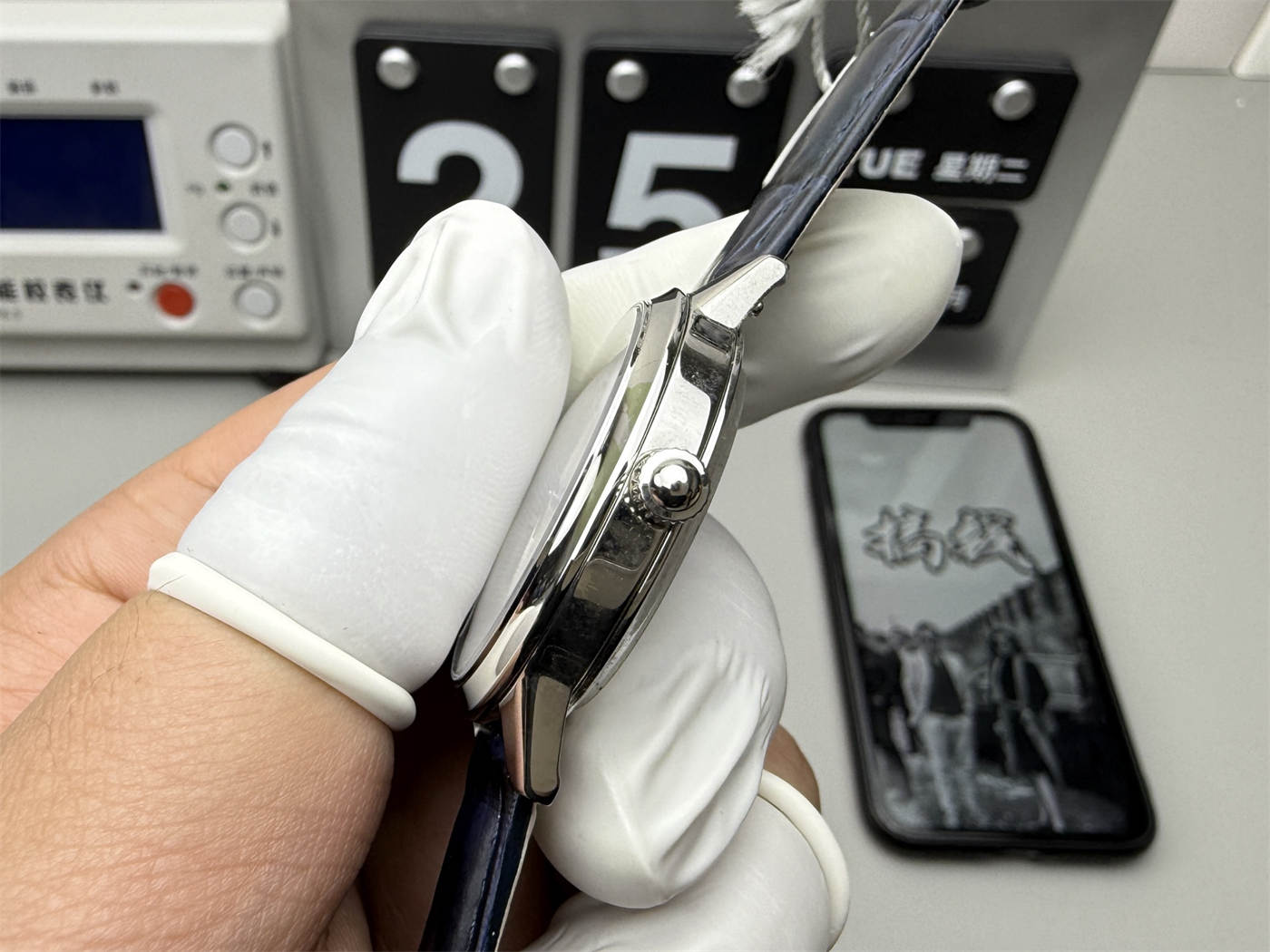 JLC Rendez-Vous 137-8411 Replica – 34mm Automatic Dress Watch - Image 5