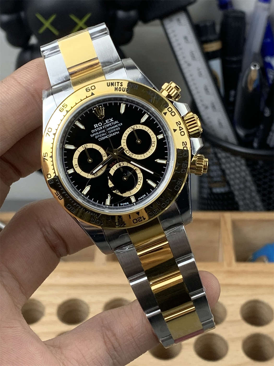 VSF Daytona Two Tone Black Dial Replica – Rolex 126503 - Image 2