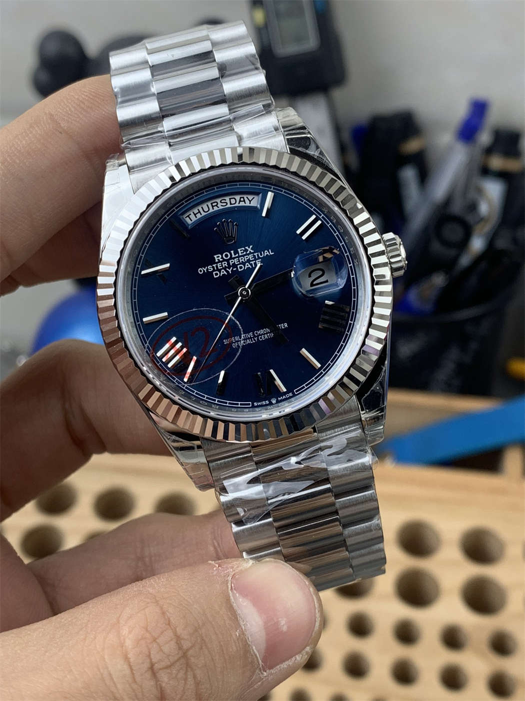 VSF Tungsten Day-Date 40 Bright Blue – 228239 White Gold (182g Weighted) - Image 2